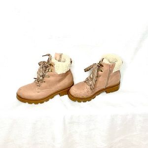 Used Steve Madden boots.